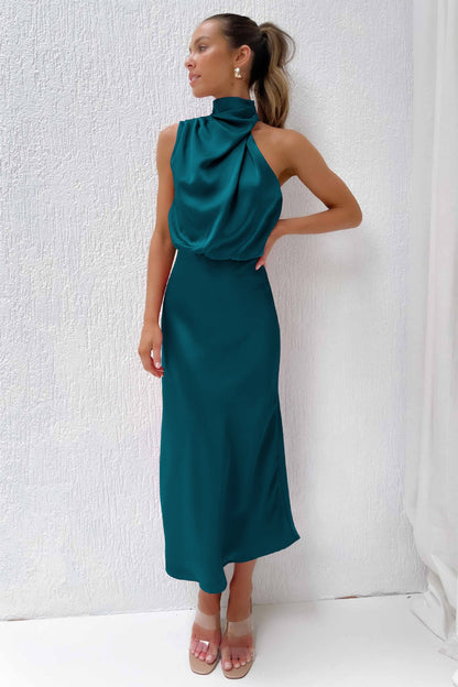 Vestido midi satinado sin mangas