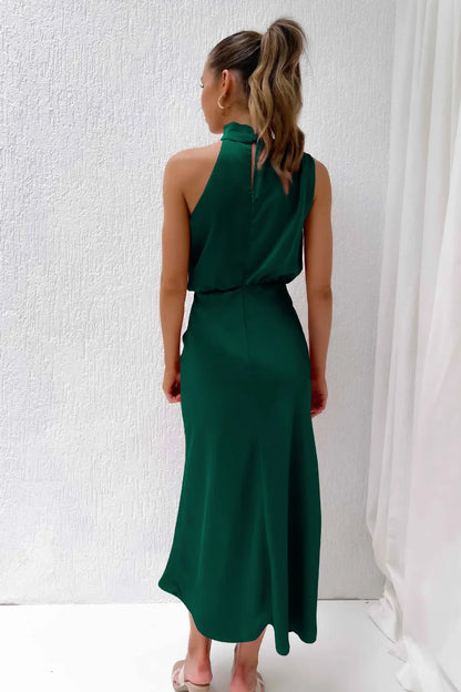 Vestido midi satinado sin mangas